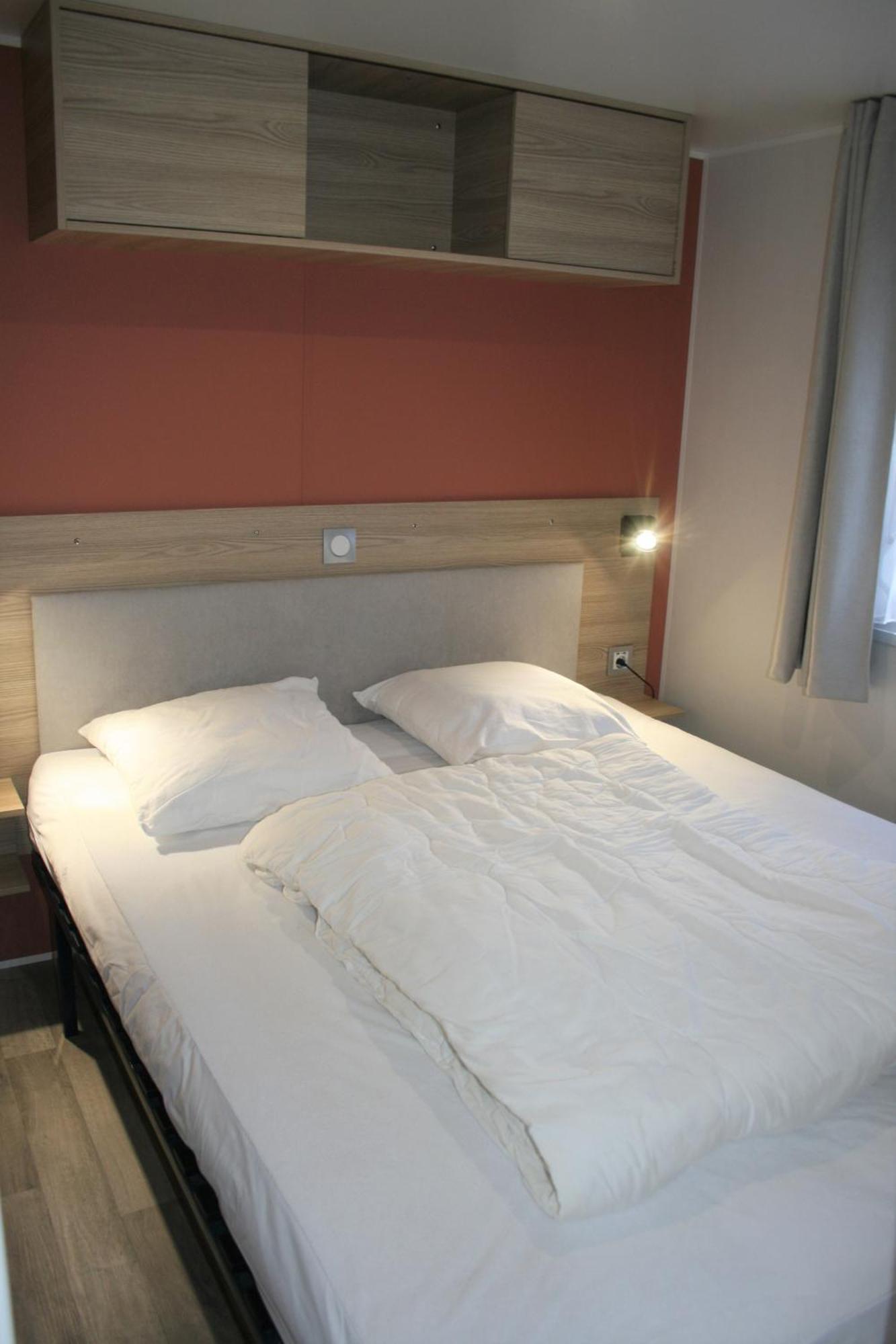 Le Domaine Des Pins Hotell Saint-Hilaire-de-Riez Exteriör bild