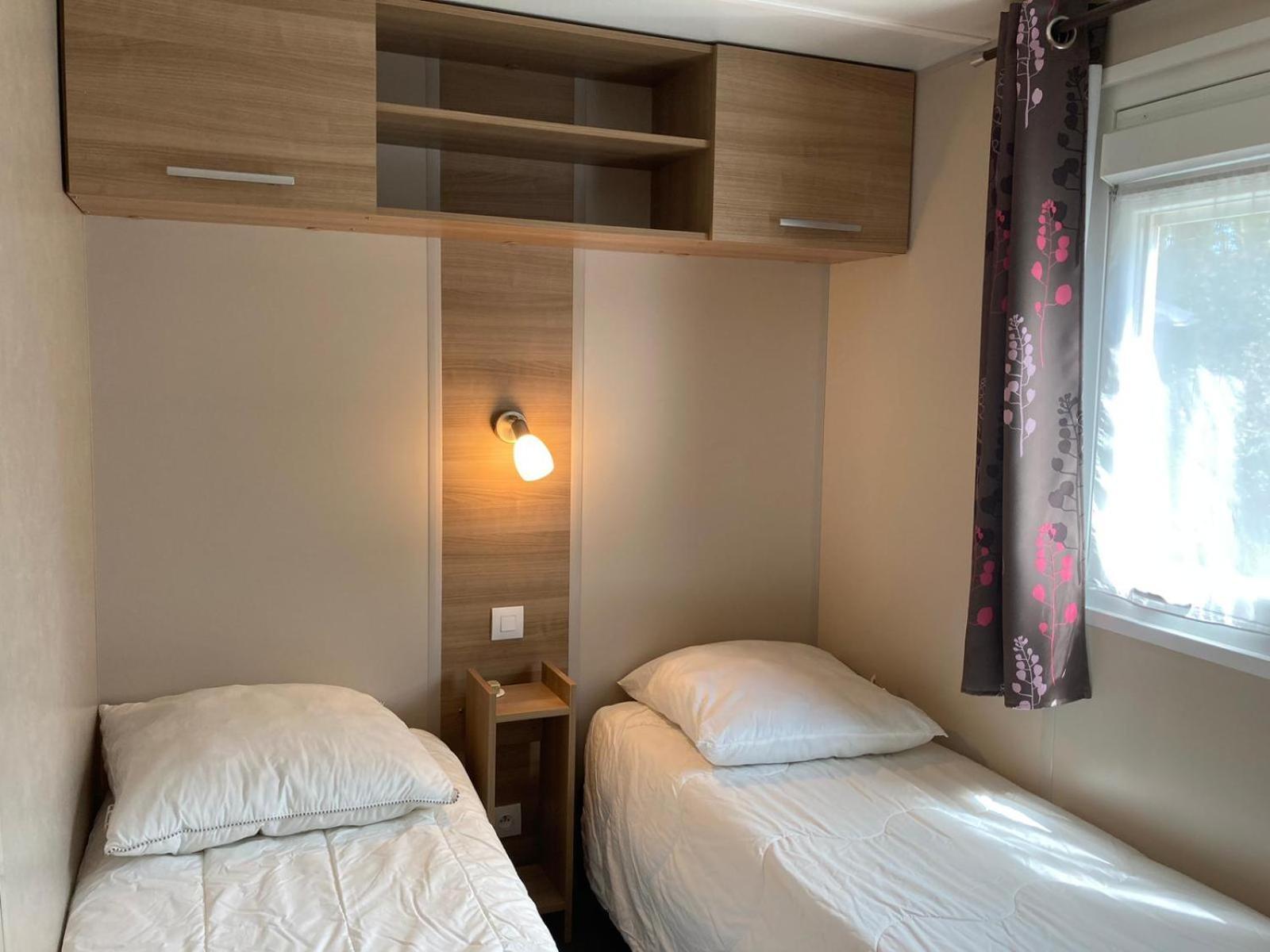 Le Domaine Des Pins Hotell Saint-Hilaire-de-Riez Exteriör bild